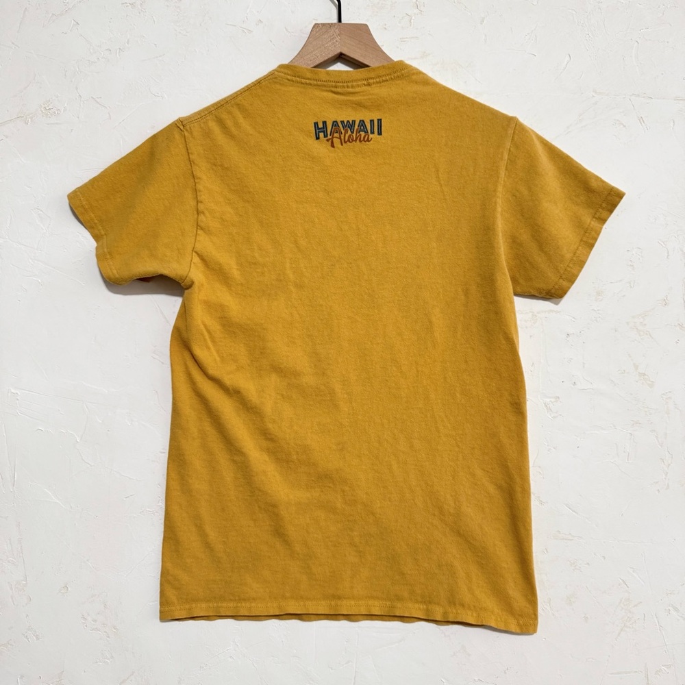 3/$20 Vintage Hawaii Aloha Graphic T-Shirt Mustard Yellow Small Island Life Tee - Picture 5 of 8